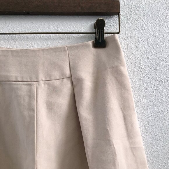 LULU'S Pleated Shorts Size Small - Picture 3 of 8